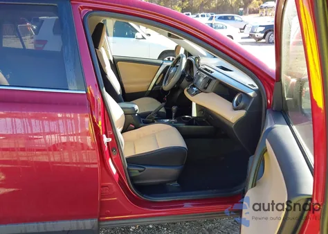 2018 Toyota Rav4 Xle from USA, damaged, VIN JTMWFREV7JD117120